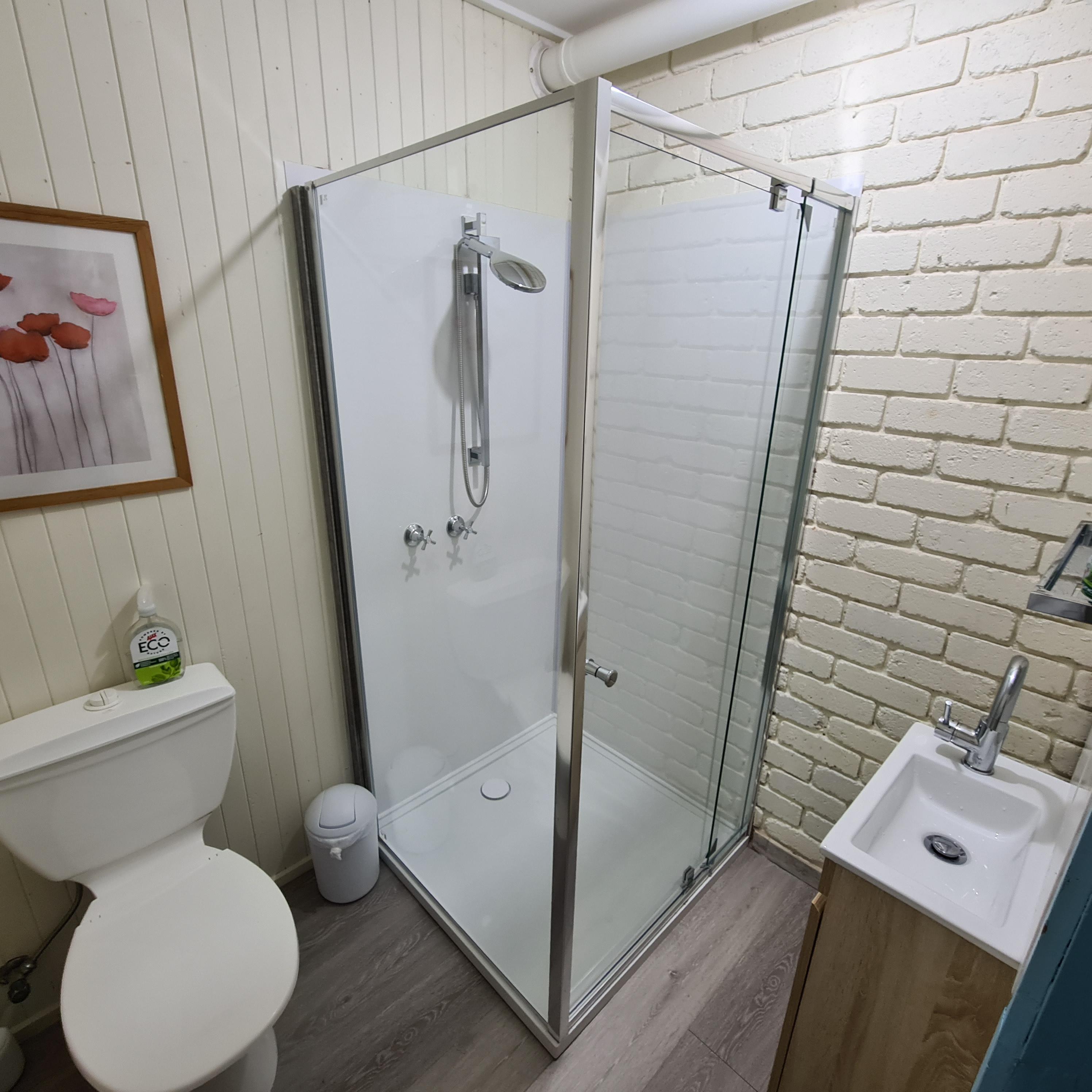 Cascade Apartment 3 — living area